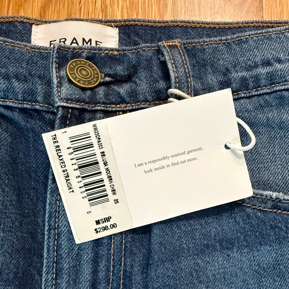 NWT FRAME The Relaxed Straight Jeans Size 25 | Low-Rise Fit | Raw Hem - Picture 6 of 11
